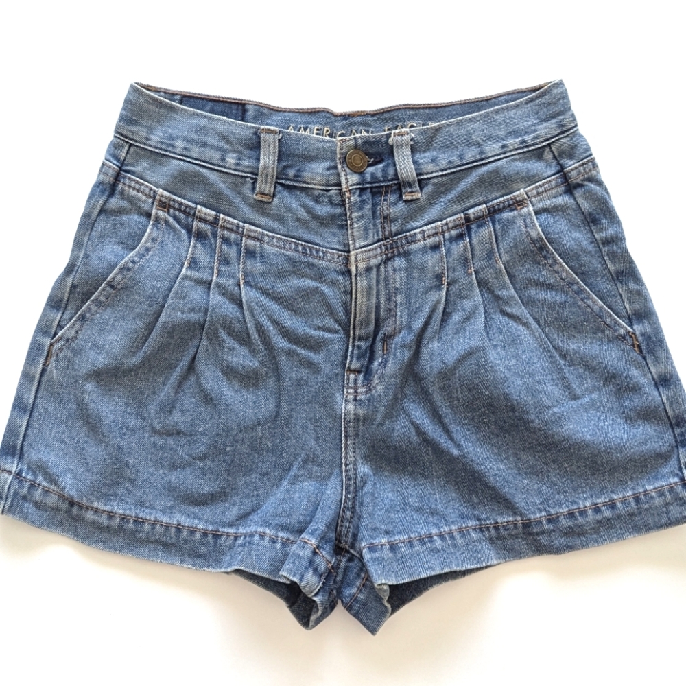American Eagle Outfitters Highest rise Mom Shorts Size 0